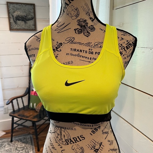Nike Dri-Fit Women's Neon Yellow and Black Sports Bra, size large, EUC, running - Picture 1 of 5